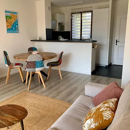 2 Pièces, Moderne Et Lumineux Avec Piscine En Résidence Privée *