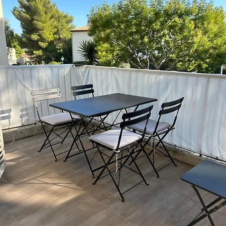 2 Pièces, Moderne Et Lumineux Avec Piscine En Résidence Privée * Villeneuve-Loubet